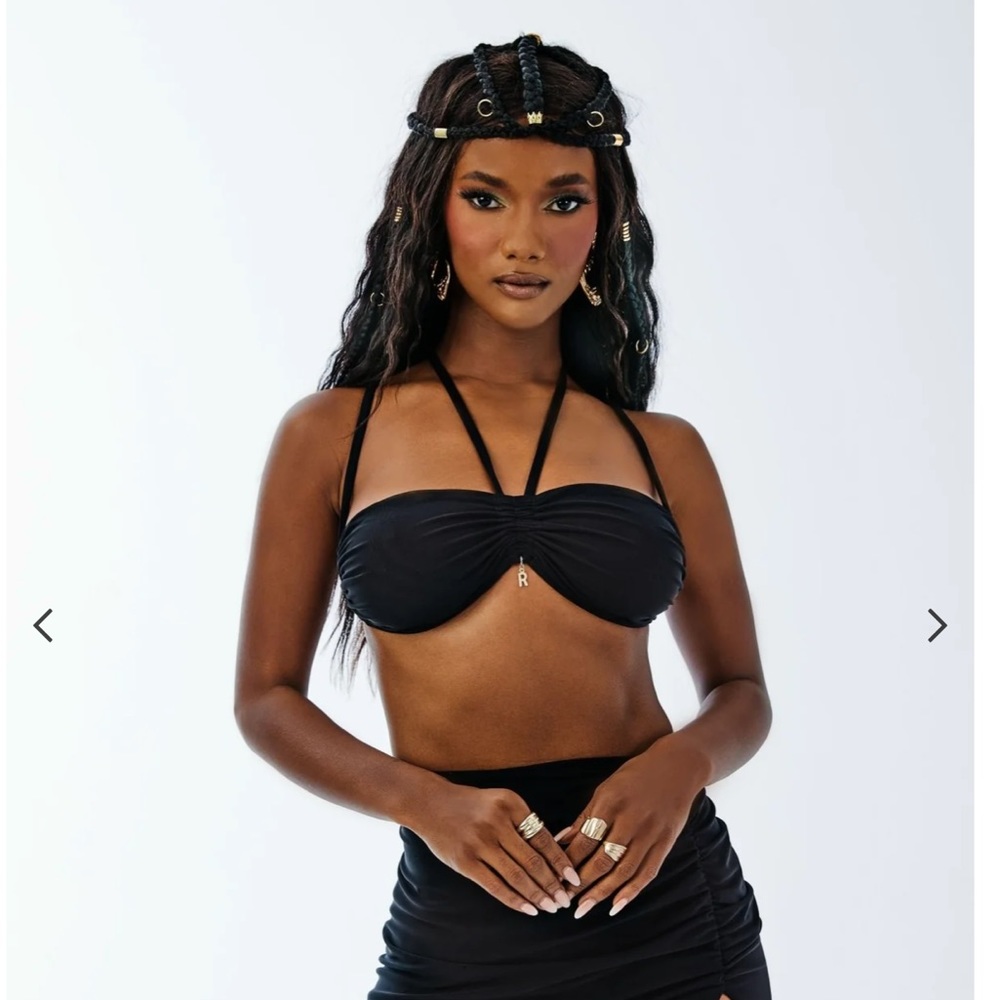 Sincerely Ria Safi Top In Noir